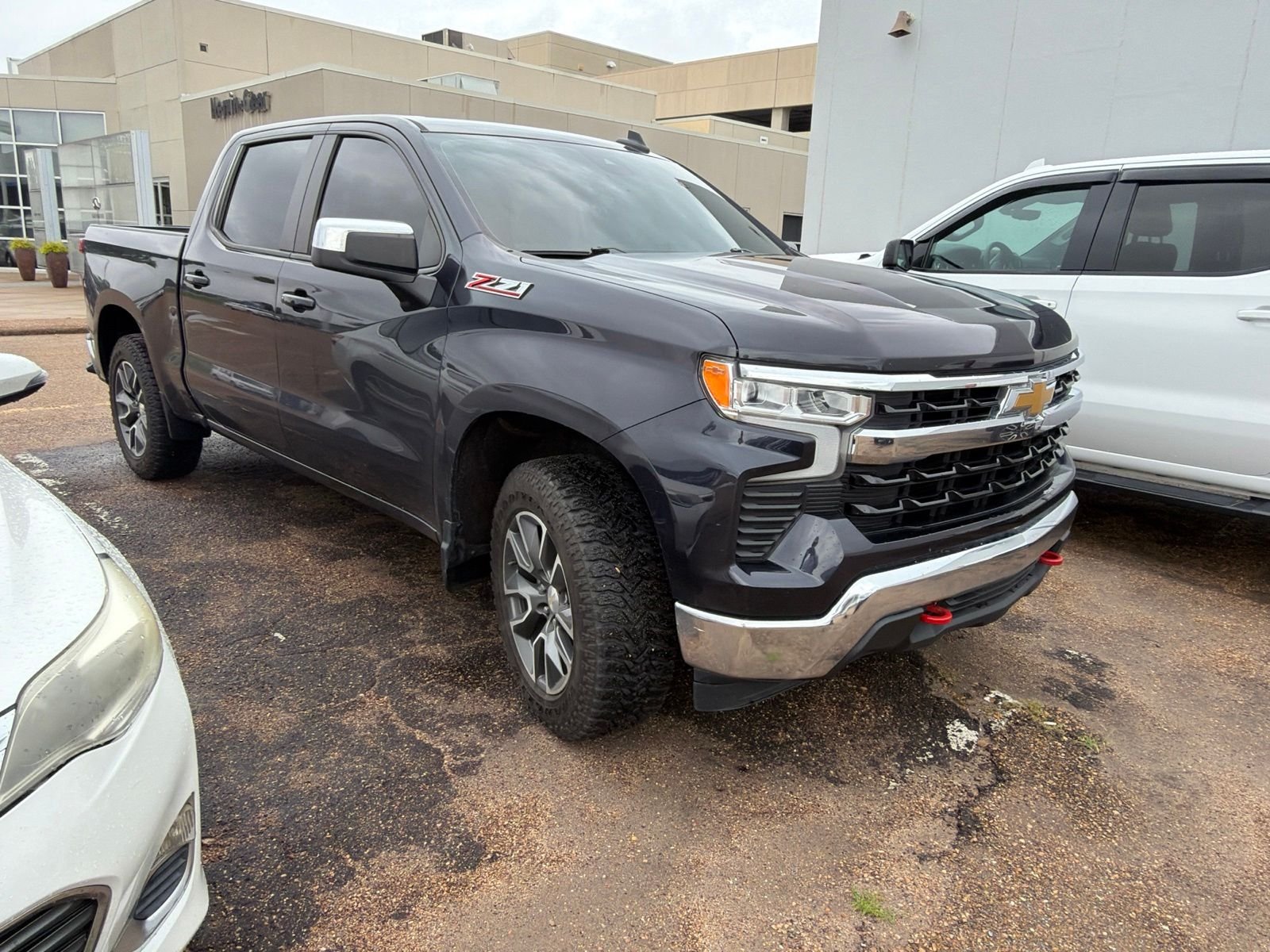 Used 2022 Gray Chevrolet LT image 1