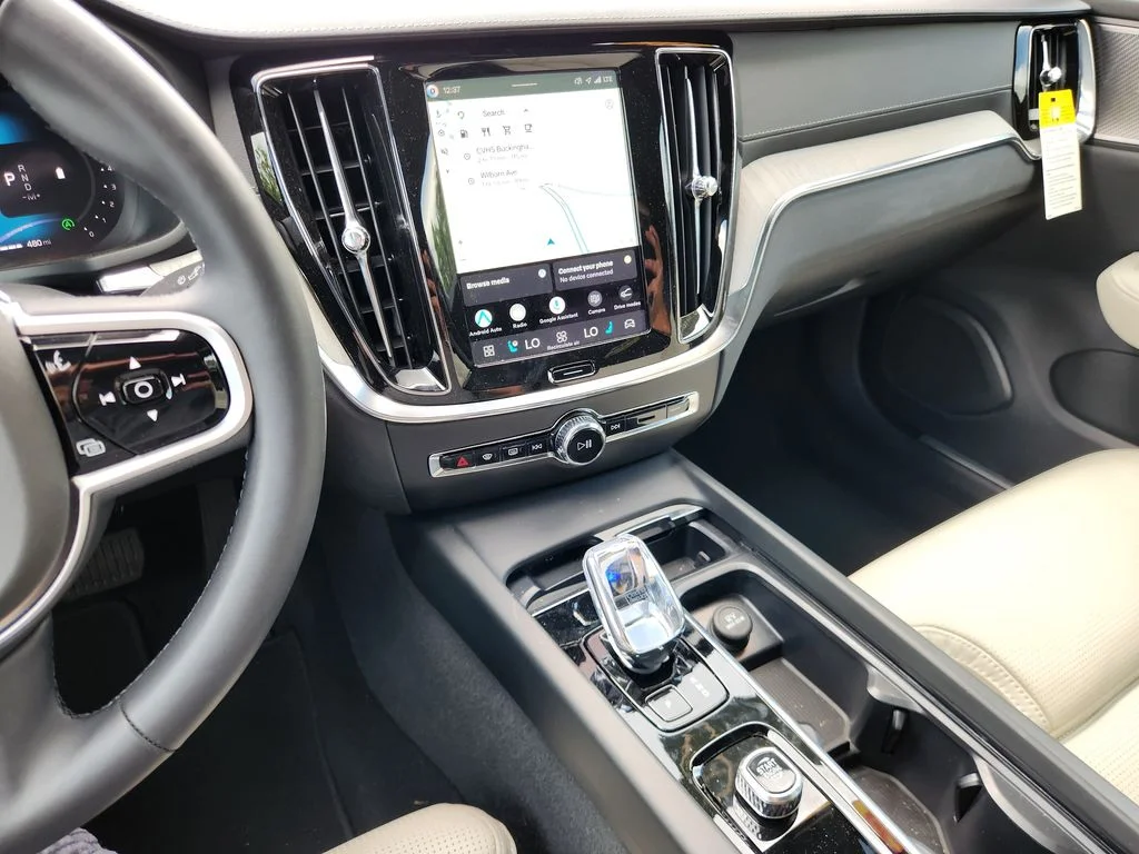 2026 Volvo V60 Cross Country Ultra - Photo 33