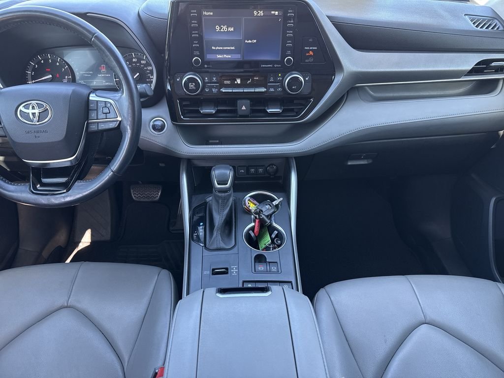 2021 Toyota Highlander XLE - Photo 15