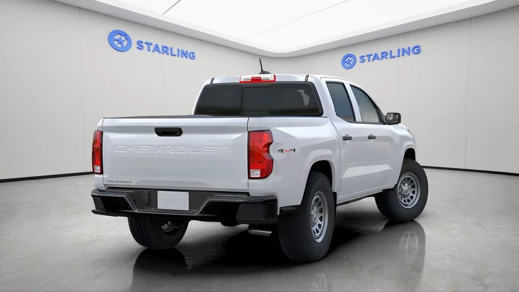 New 2026 Summit White Chevrolet WT image 5