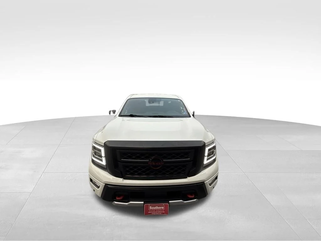 Used 2024 White Nissan PRO-4X image 14