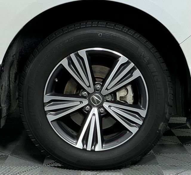 Used 2018 White Diamond Pearl Acura MDX image 8