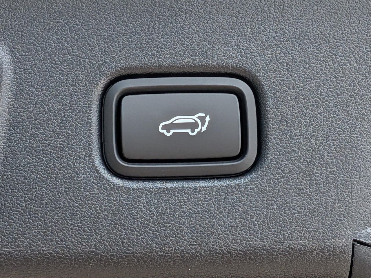 New 2026 Hampton Gray Hyundai SEL Plus FWD image 14