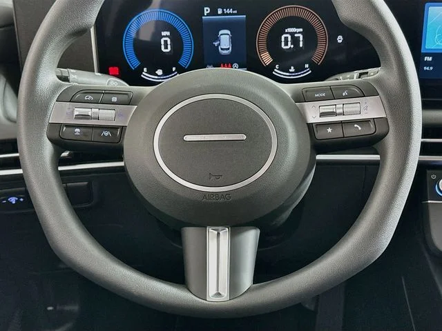 New 2026 Hyundai TUCSON SE