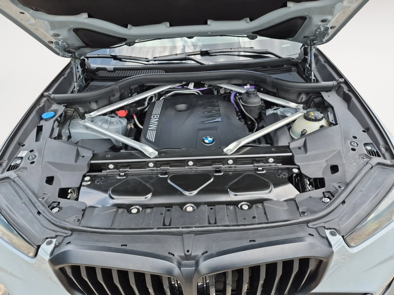 Used 2025 Brooklyn Grey Metallic BMW xDrive40i image 31