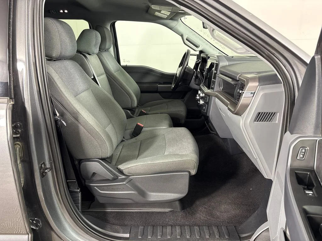 Certified Used 2025 Gray Ford XLT image 7
