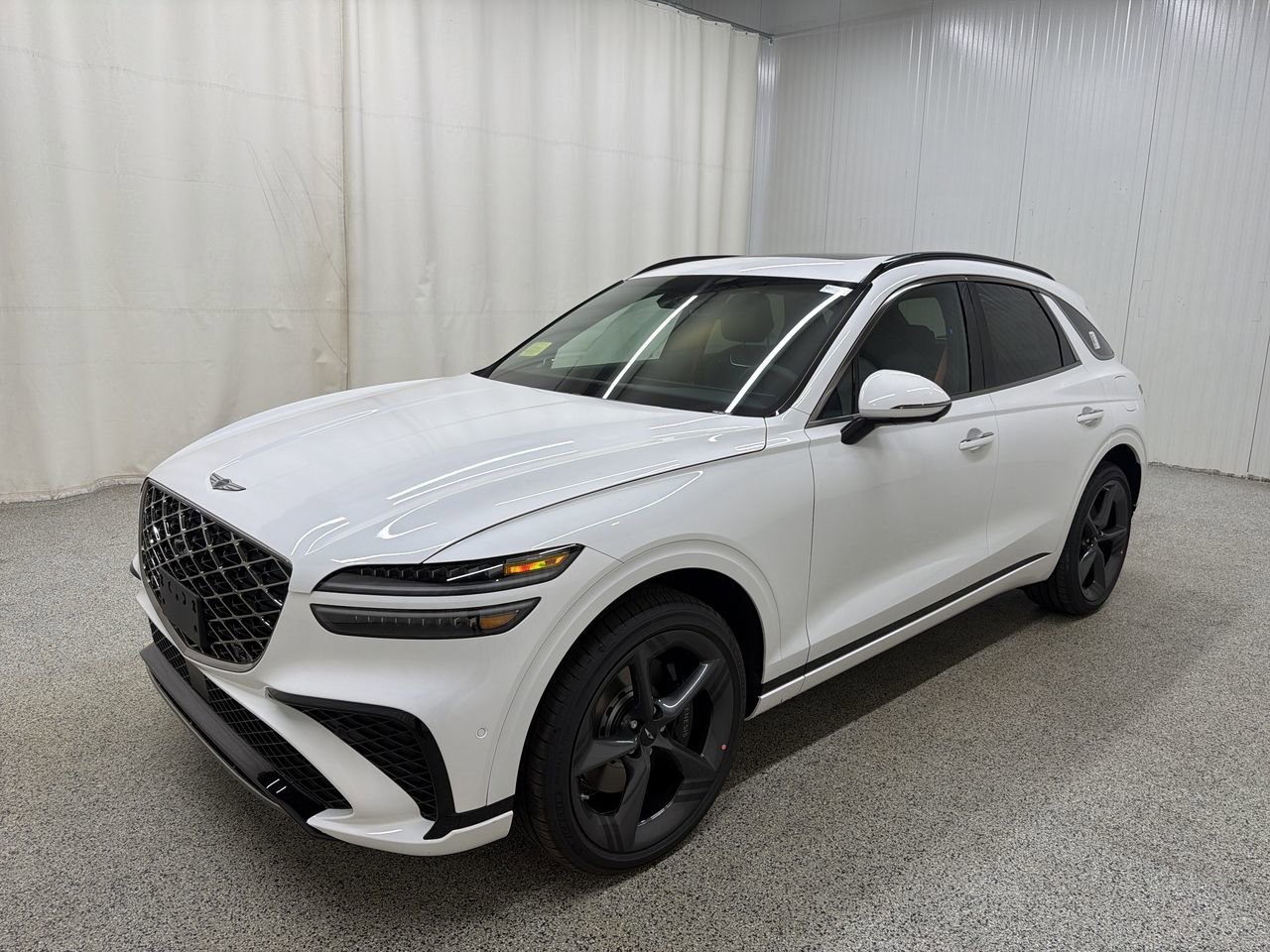 New 2026 Uyuni White Genesis 2.5T SPORT PRESTIGE image 4