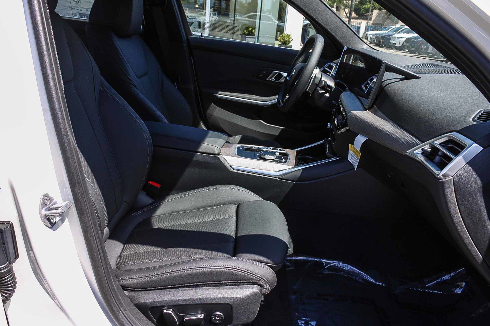 New 2026 Alpine White BMW 330i image 16
