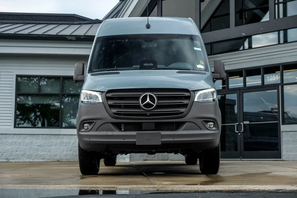 New 2026 Blue Gray Mercedes-Benz Crew 144 WB image 40
