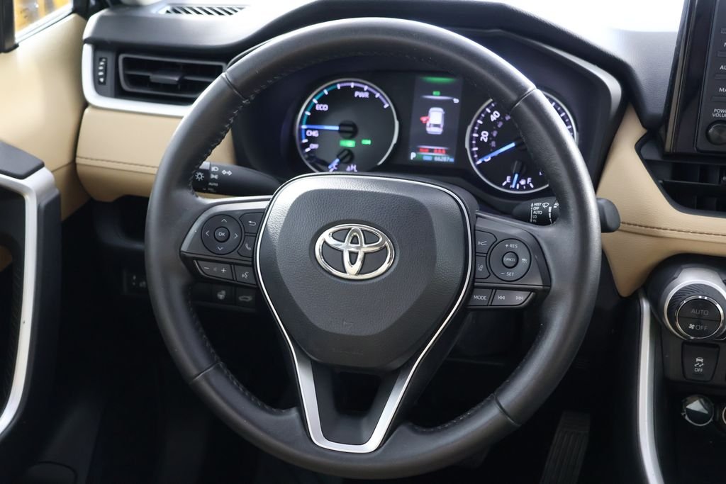 Used 2022 Black Toyota XLE image 10