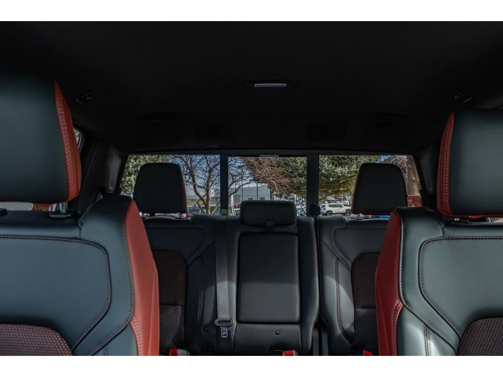 New 2026 Granite Crystal Metallic Clearcoat Ram Rebel image 44