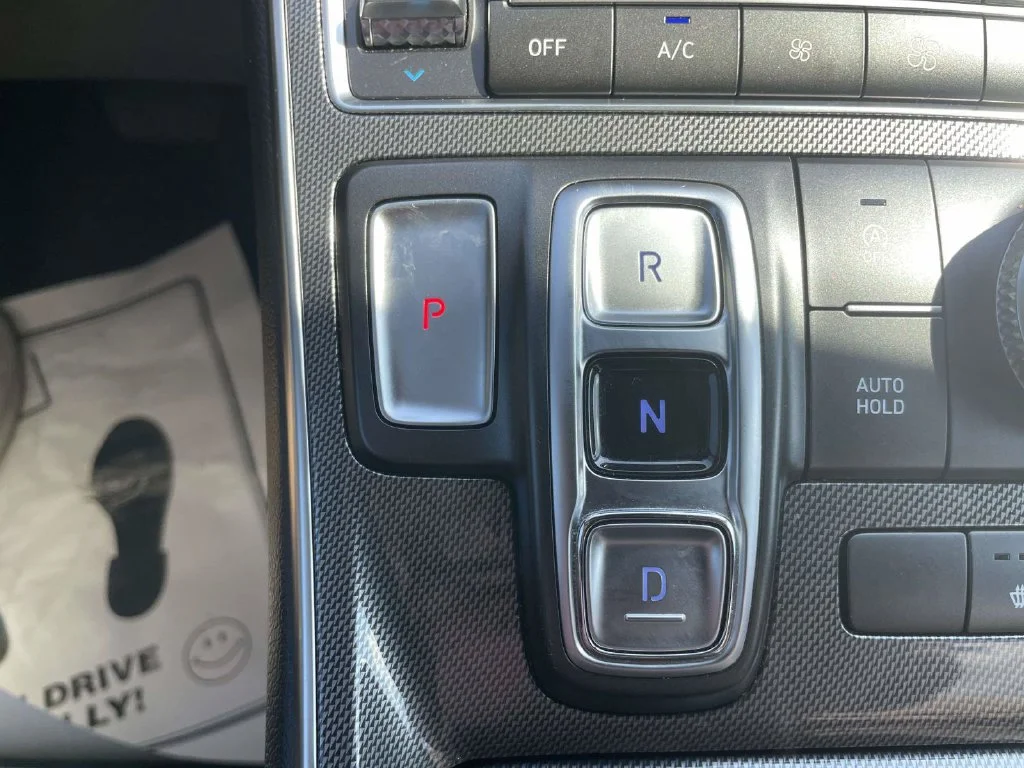 Certified Used 2023 White Hyundai SEL image 17