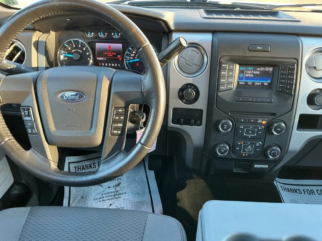 Used 2013 White Ford XLT image 23