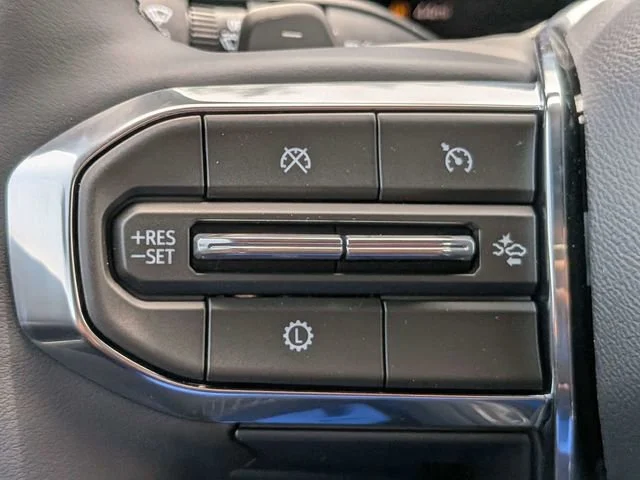 New 2026 Sterling Metallic GMC Elevation image 27
