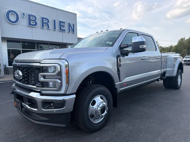 2027 Ford Super Duty F-350® Lariat®
