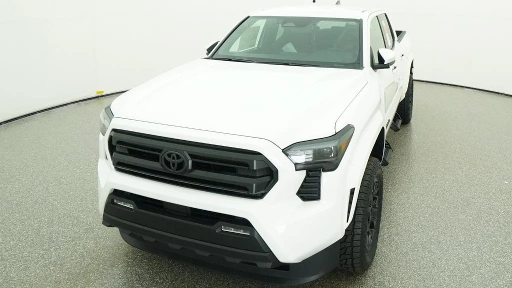 New 2026 Ice Cap Toyota SR5 image 4