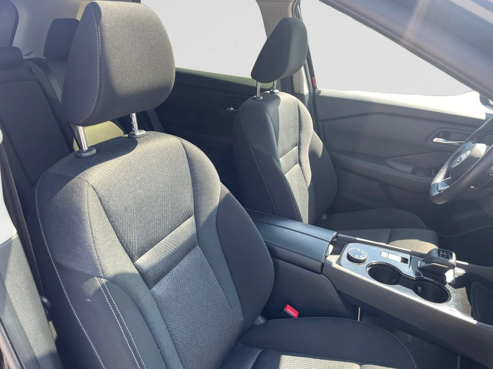 Used 2024 Black Nissan SV Moonroof AWD image 12