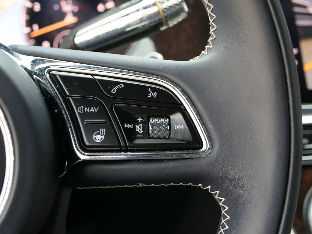 Used 2023 WHITE Bentley GT V8 image 13
