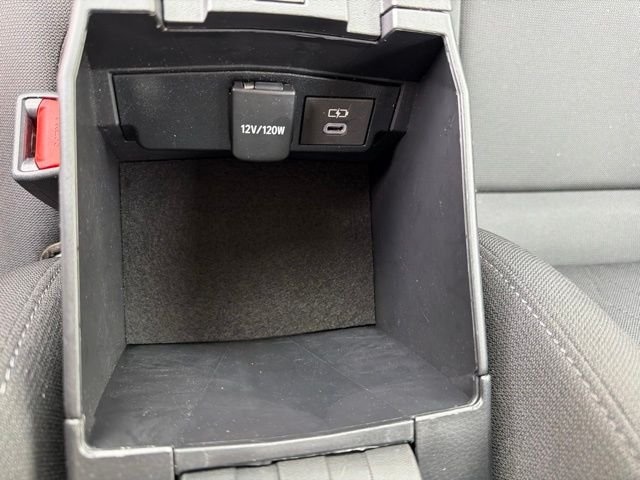 Used 2025  Toyota LE image 39