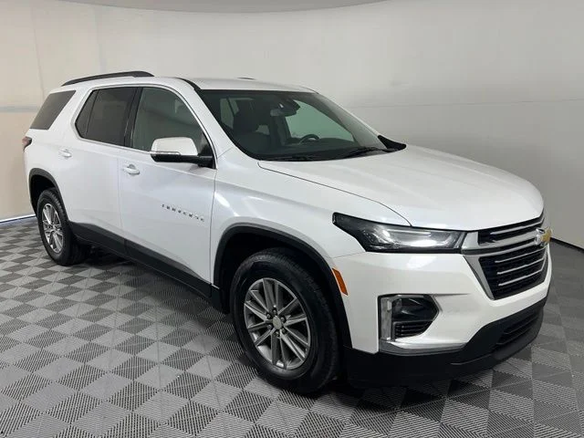 2023 Chevrolet Traverse LT
