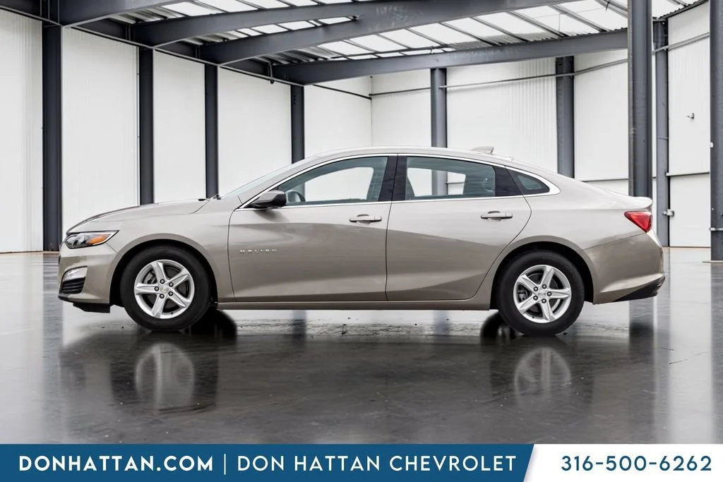Used 2023 Chevrolet Malibu 1LT with VIN 1G1ZD5STXPF232959 for sale in Park City, KS
