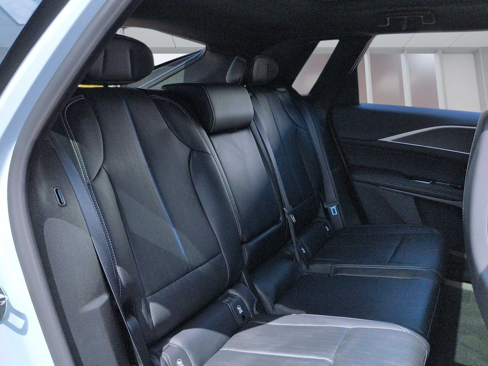 2026 Cadillac LYRIQ Sport - Photo 27