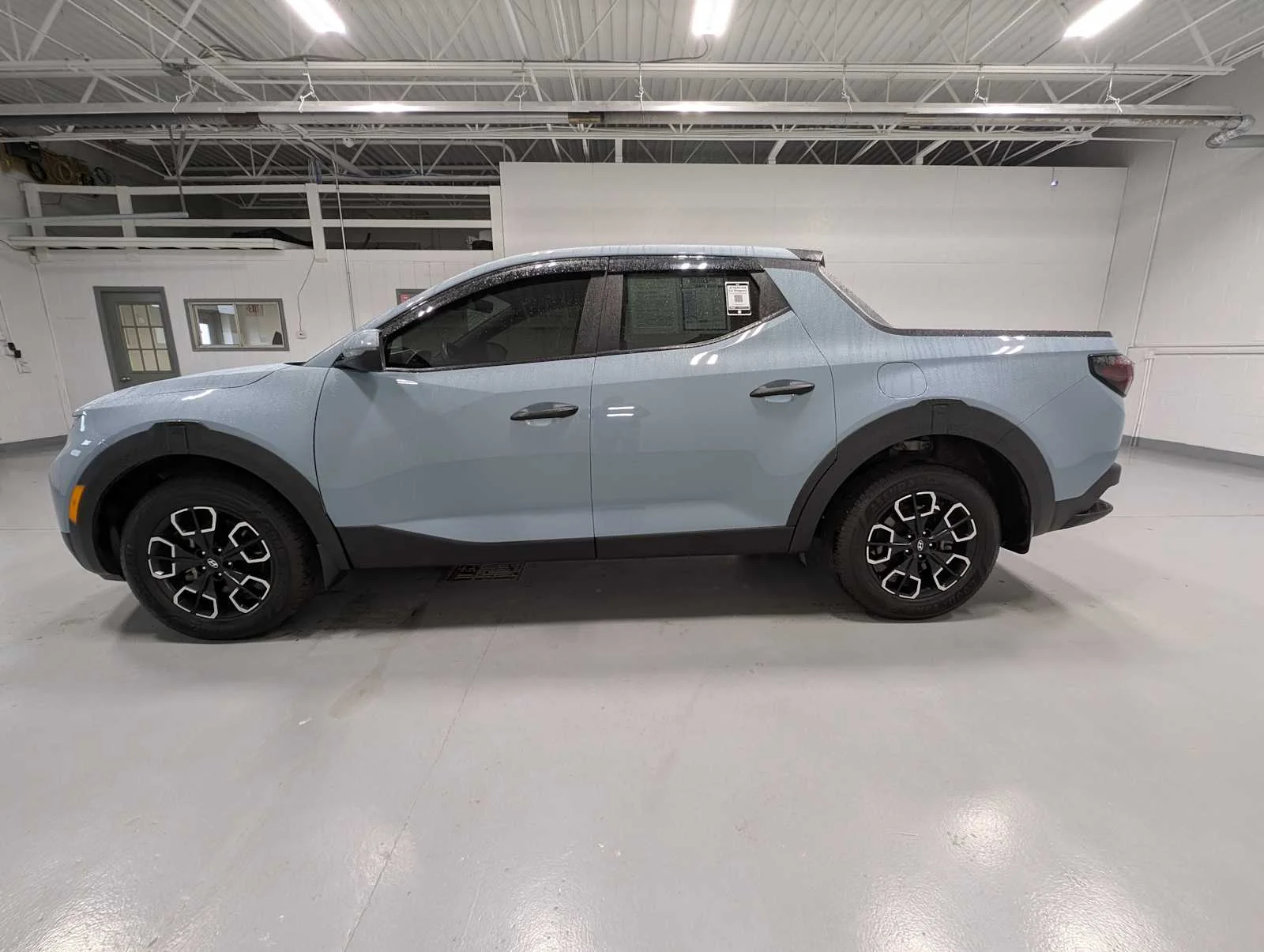 Used 2024 Blue Stone Hyundai SEL image 11