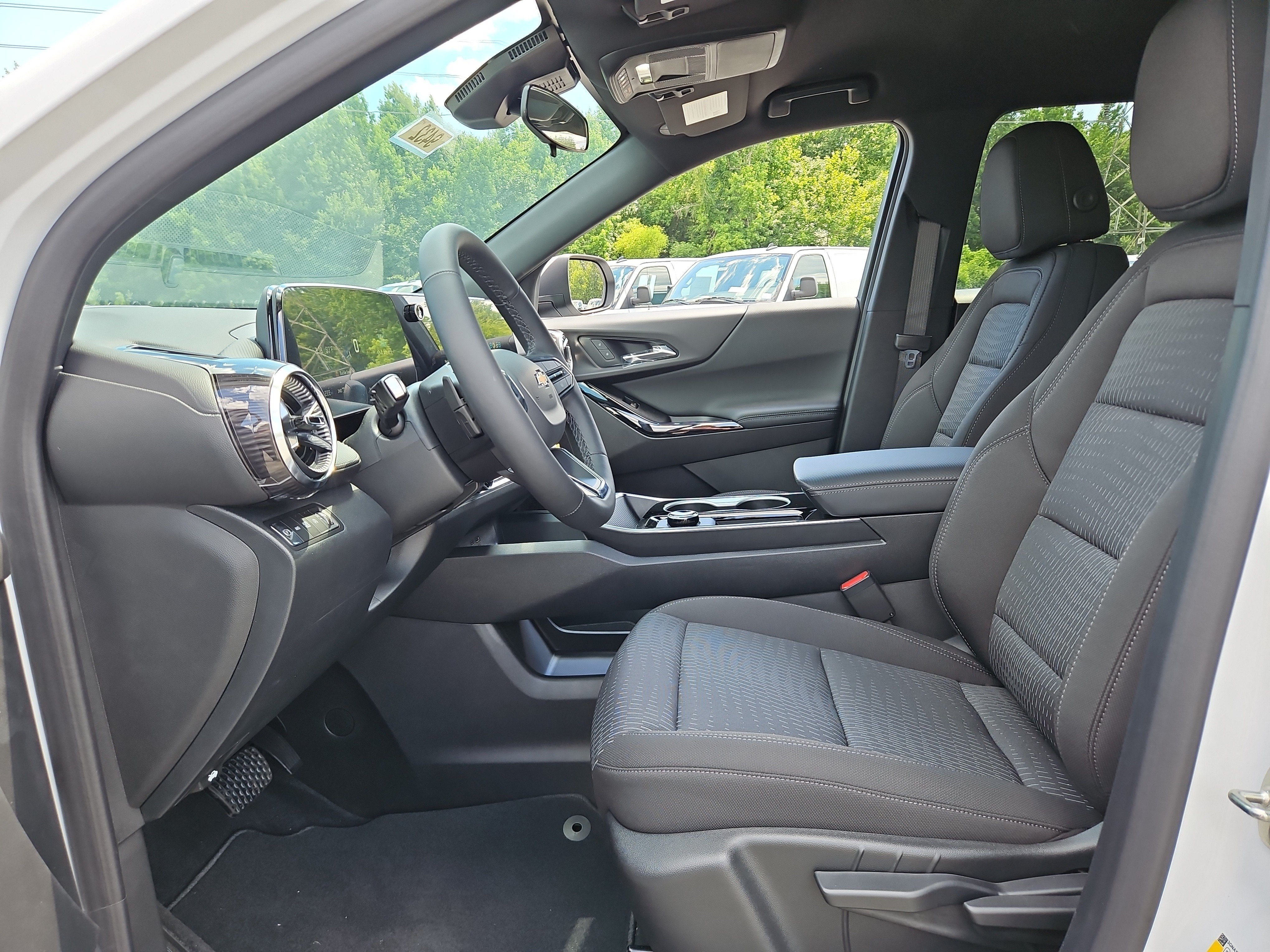 New 2026 Summit White Chevrolet LT image 9