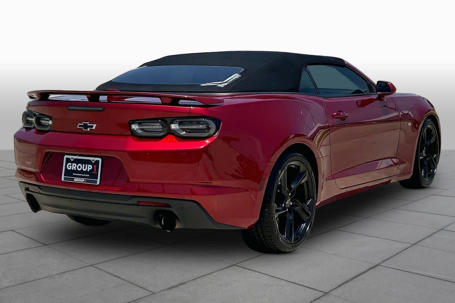 Used 2022 Wild Cherry Tintcoat Chevrolet 2LT image 12