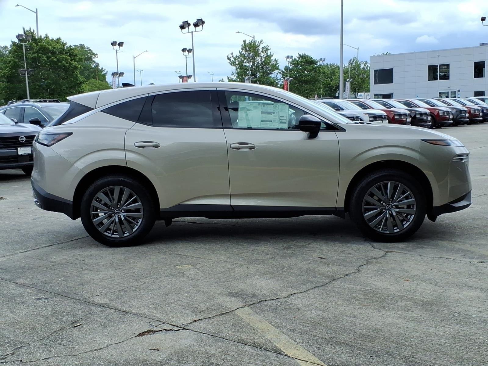 New 2026 Champagne Silver Metallic Nissan SL image 6