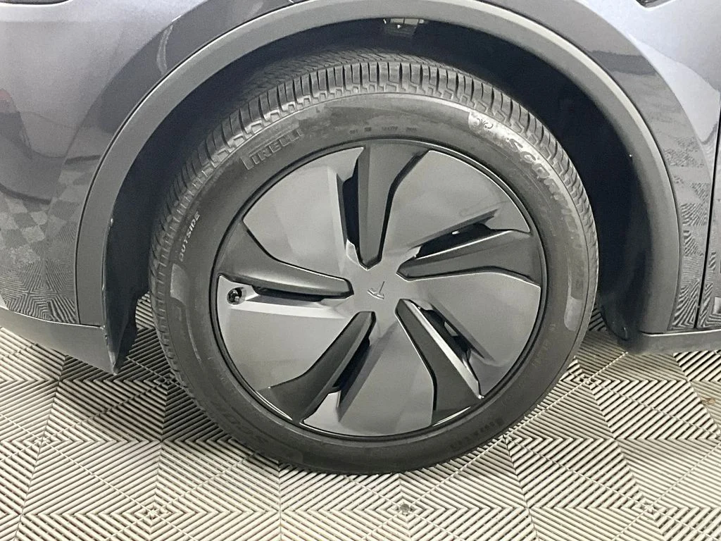 Used 2026 Green Tesla Long Range image 28