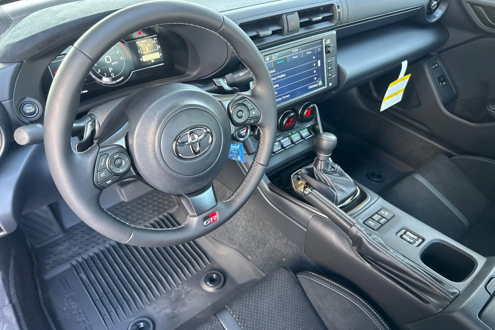 New 2027 Track bRED Toyota GR86 Premium image 14