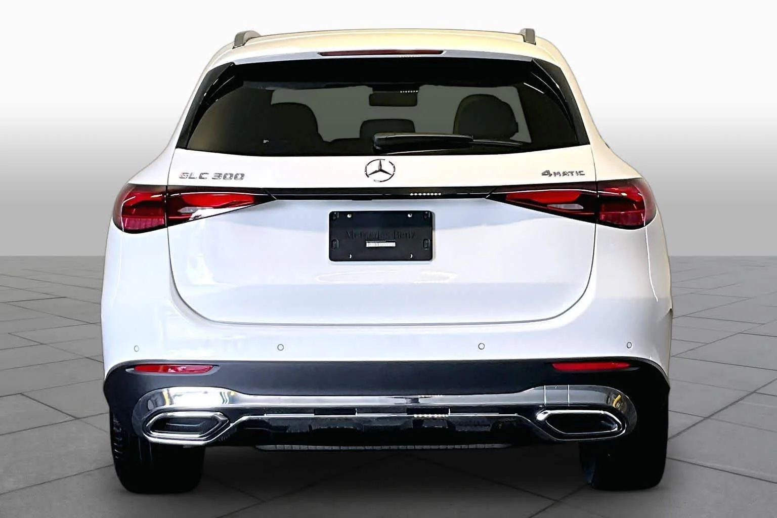 Certified Used 2026 Polar White Mercedes-Benz GLC 300 image 5