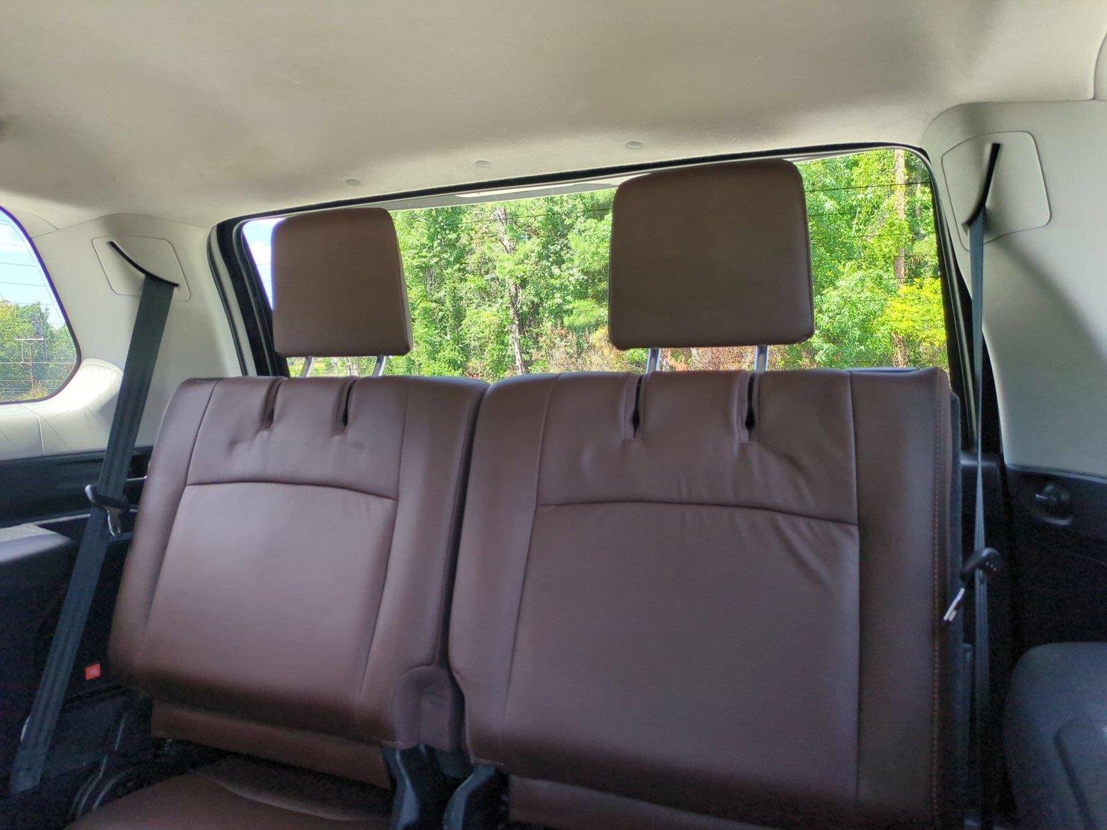 Used 2019 Blizzard Pearl Toyota Limited image 33