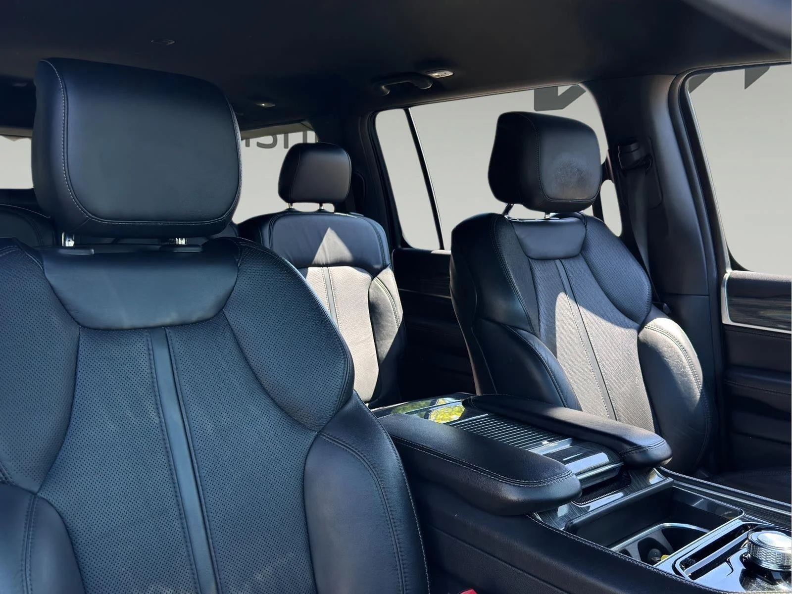 2022 Jeep Wagoneer Series II - Photo 22