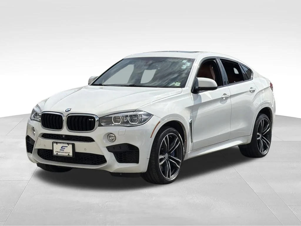 Used 2016 White BMW Base image 3