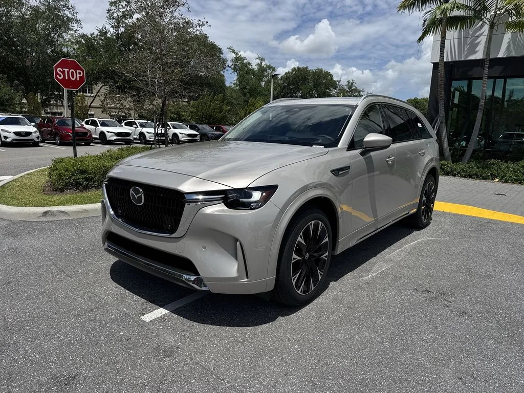 New 2026 Platinum Quartz Metallic Mazda 3.3 Turbo S Premium Plus AWD image 9