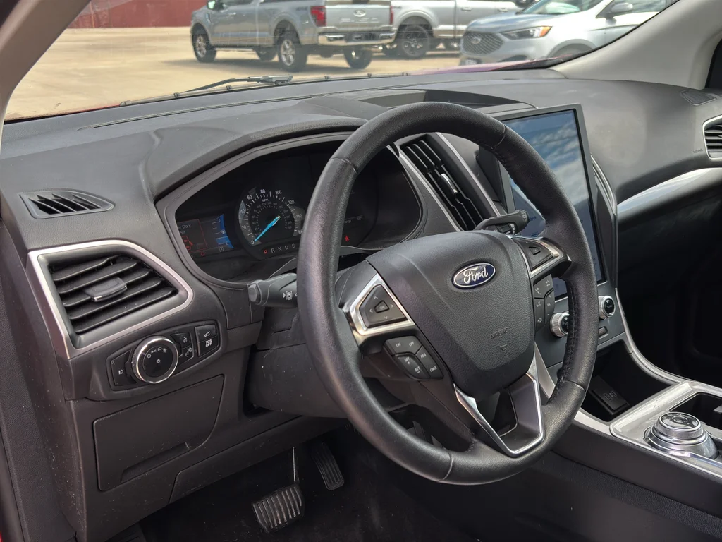 Used 2024 Rapid Red Metallic Tinted Clearcoat Ford SEL image 12
