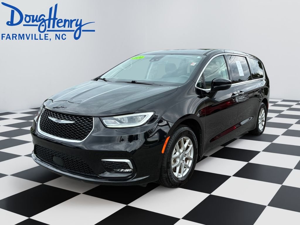 Used 2024 Black Chrysler Touring L image 1