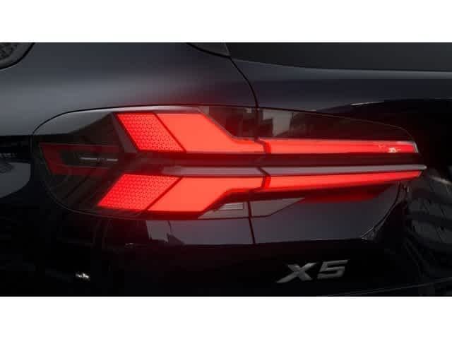 New 2026 Carbon Black Metallic BMW sDrive40i image 8