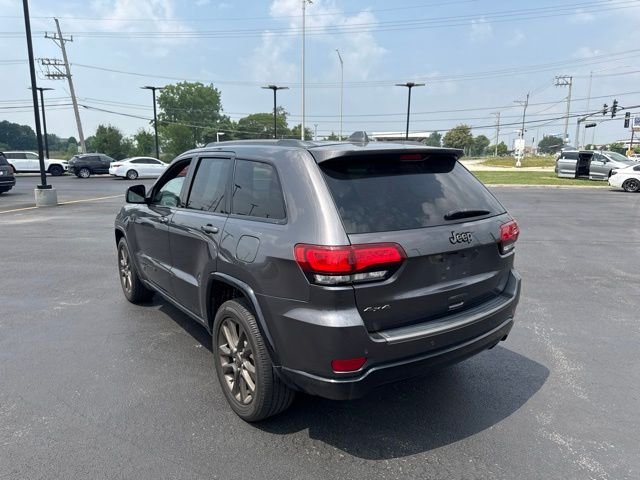 Certified Used 2016 Gray Jeep Limited image 3