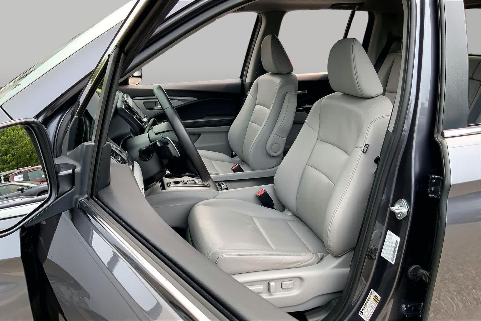 Certified Used 2023 Modern Steel Metallic Honda RTL image 9