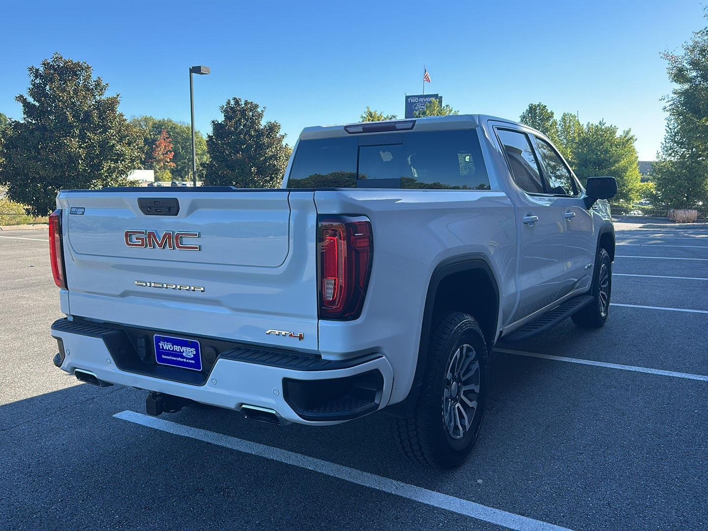 Certified Used 2021 Summit White GMC AT4 image 4