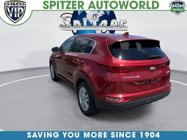 Used 2017 Red Kia LX image 7