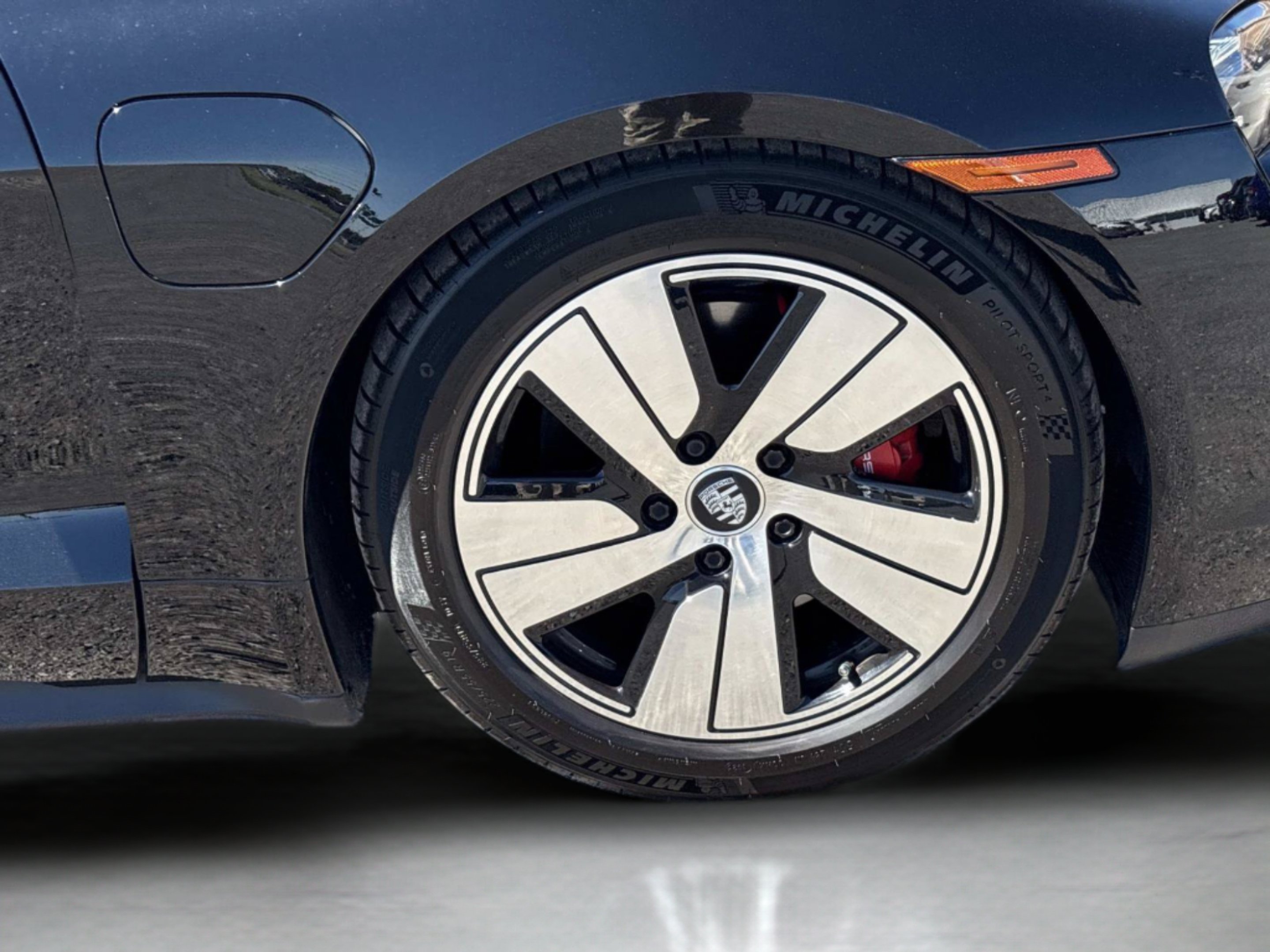 Used 2021 Black Porsche 4S image 34
