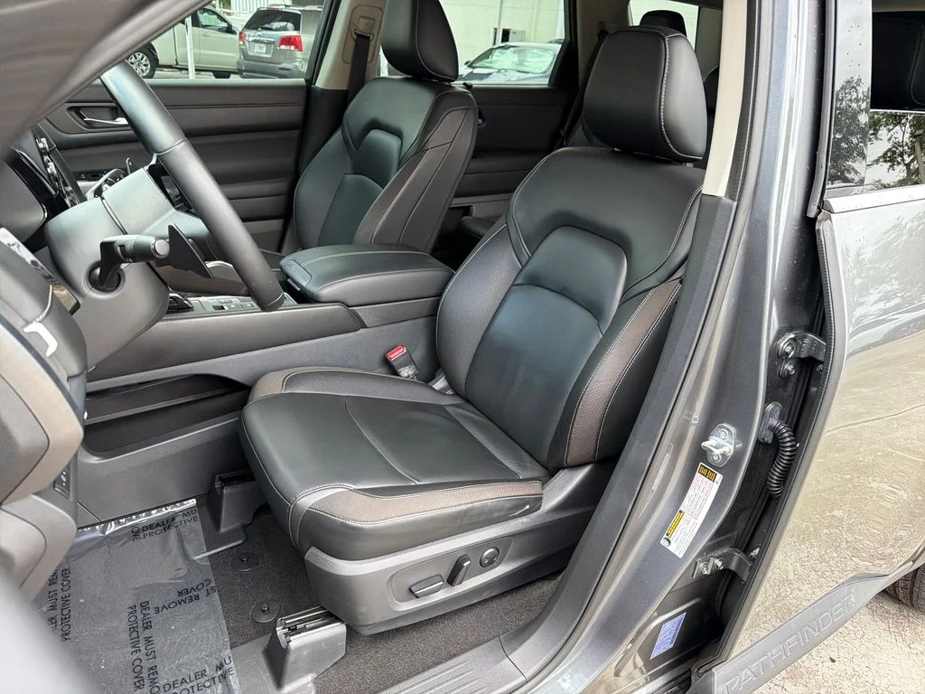 2023 Nissan Pathfinder SL - Photo 31
