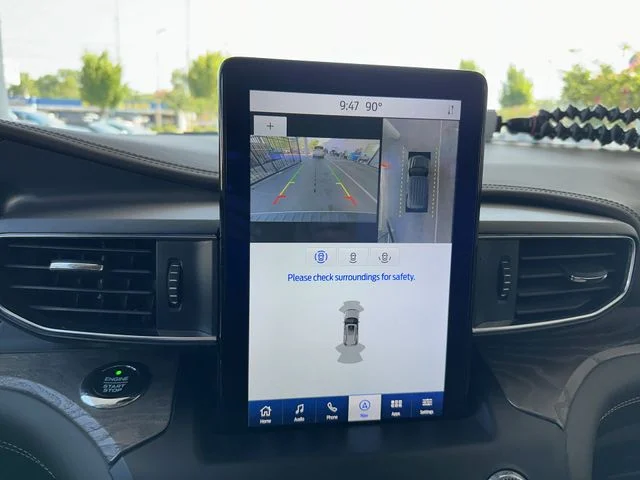Used 2020 Gray Ford Platinum image 18