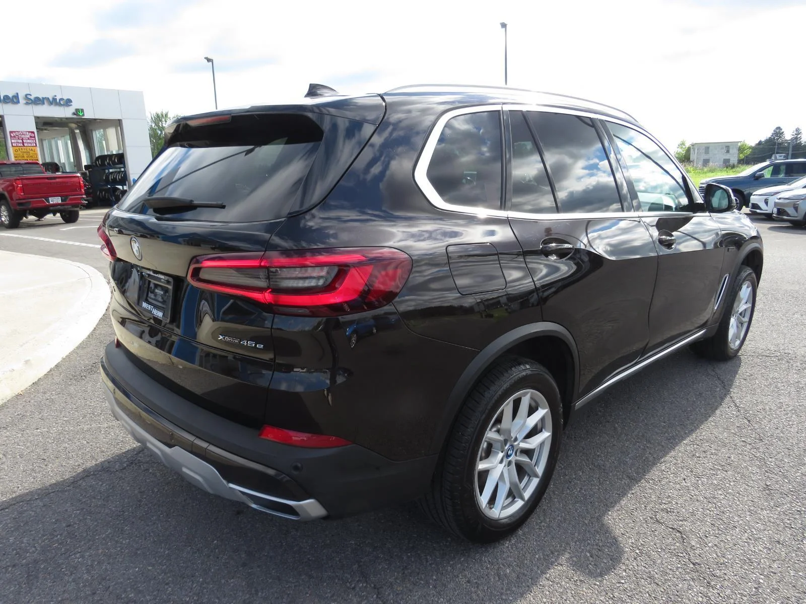 Used 2022 Sparkling Brown M BMW xDrive45e image 8