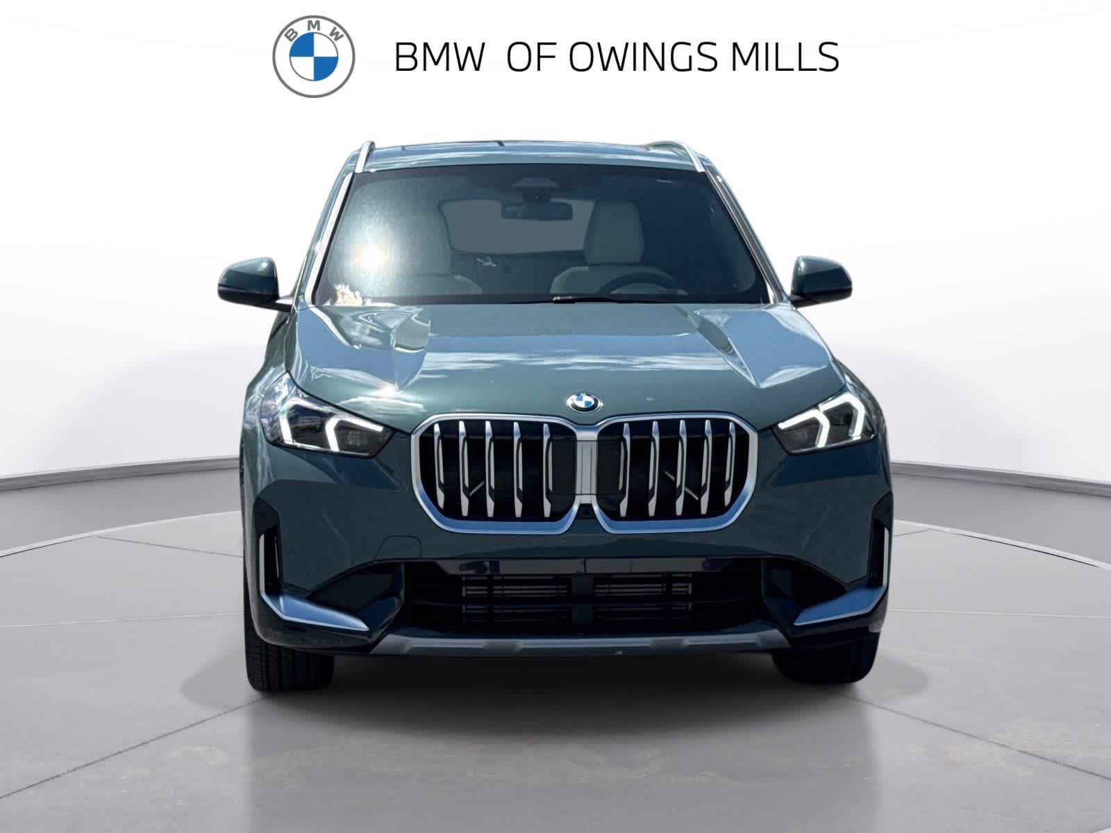 New 2026 Cape York Green Metallic BMW xDrive28i image 8