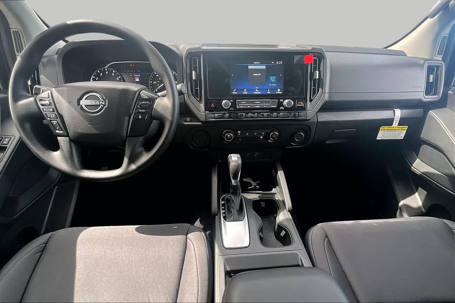 New 2026 Glacier White Nissan S image 5